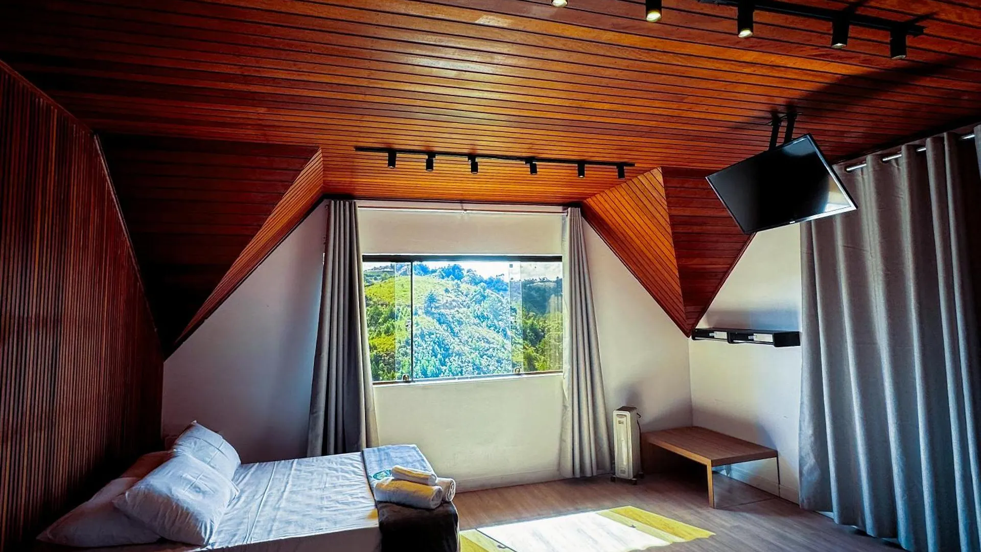 Velinn Pousada Casa De Campos Mountain House Campos do Jordao Brazil