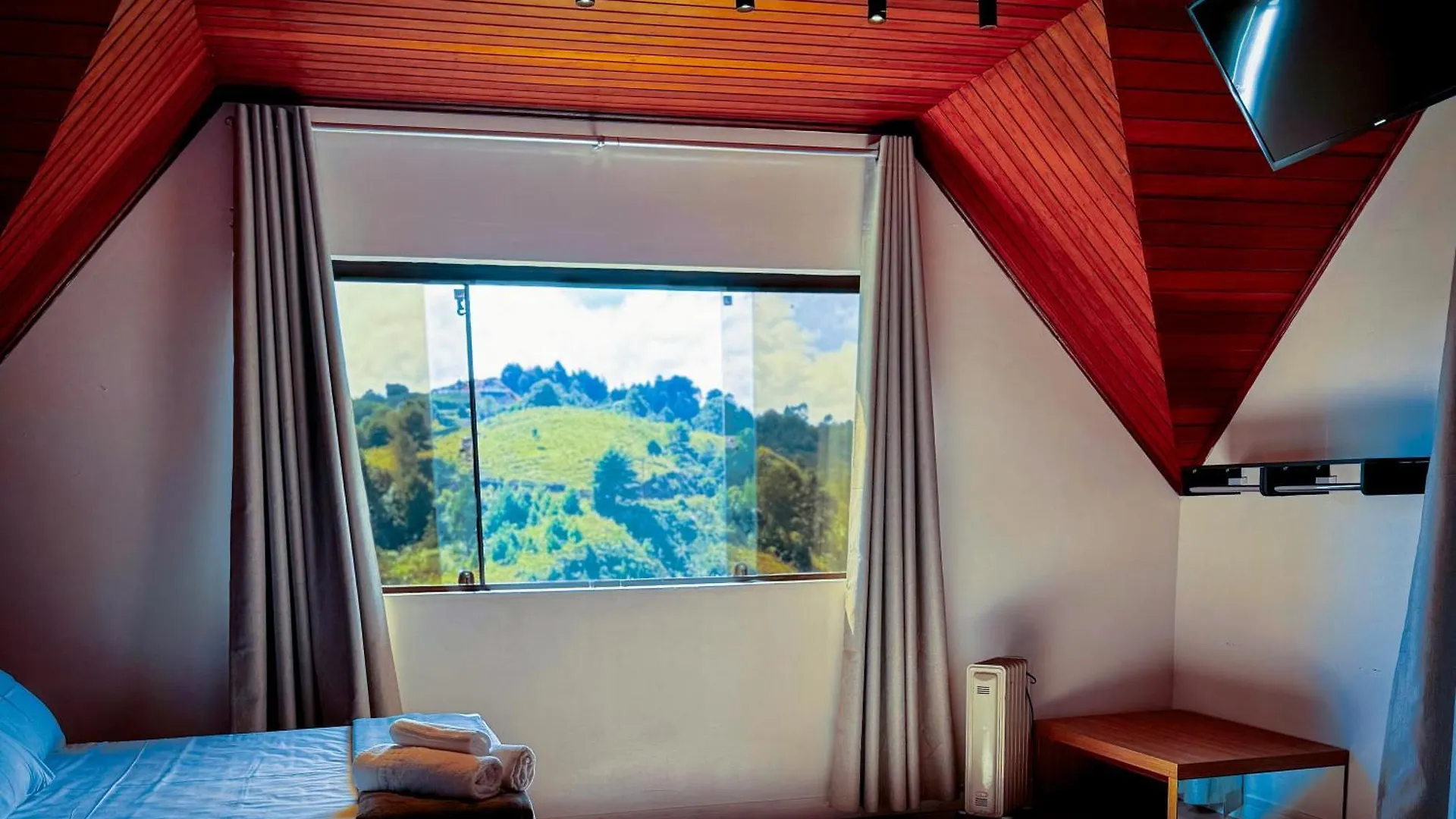 Velinn Pousada Casa De Campos Mountain House Campos do Jordao 0*,